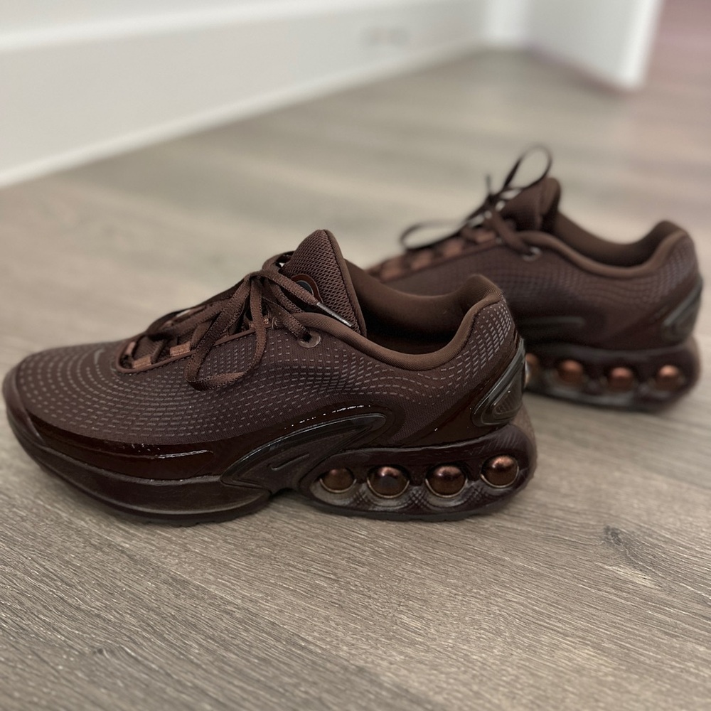 Nike Air Max Dn, Isamaya French Edition in Brown-only worn once!